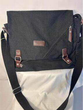 ibagbar Water Resistant Messenger Bag Lightweight Multi Pocket Shoulder Bag